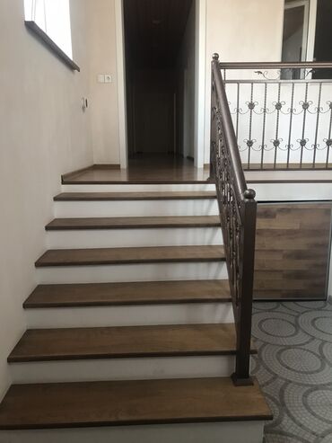 Həyət evləri və villaların satışı: 4 otaqlı, 140 kv. m, Yeni təmirli — 2