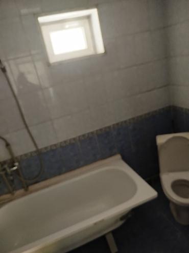 Продажа коттеджей и домов: 6 комнат и более, 180 м², 5 соток, Бишкек, Ак-Орго ж/м Собственник — 22