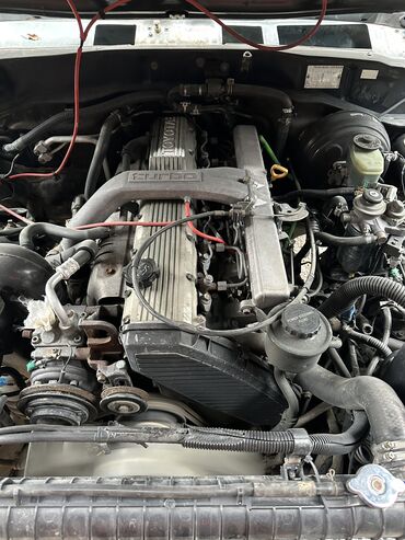 2 2 turbo: Дизельный мотор Toyota 1993 г., 4.2 л, Б/у, Оригинал