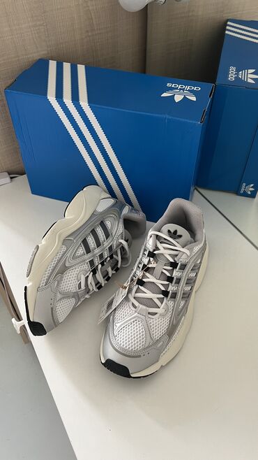 adidas gazelle бишкек: Женские кроссовки, 42, Adidas Originals, Новый, цвет - Белый, Самовывоз, Бесплатная доставка, Платная доставка