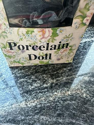 lalafo oyuncaqlar: Porselen kukla – dekorativ kolleksiya nümunəsi
Təzədir — 4