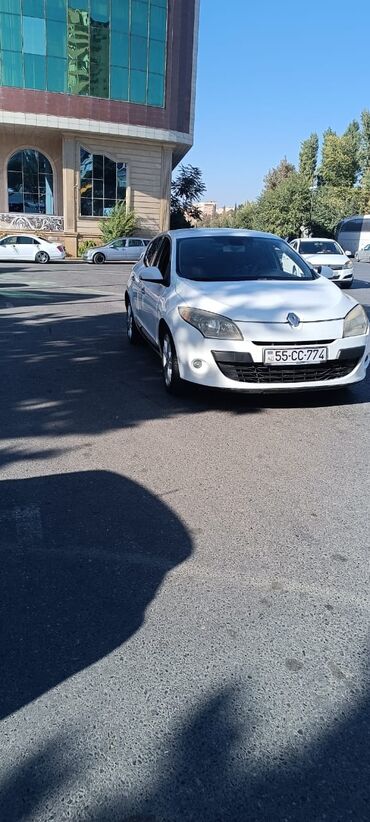 beve maşın: Renault Megane: 1.5 l | 2009 il 258522 km Hetçbek