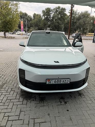 Lixiang L6: 2025 г., 1.5 л, Автомат, Электромобиль, Кроссовер