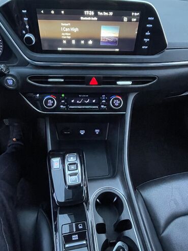 Hyundai: Hyundai Sonata: 2019 г., 2 л, Автомат, Газ, Седан — 9