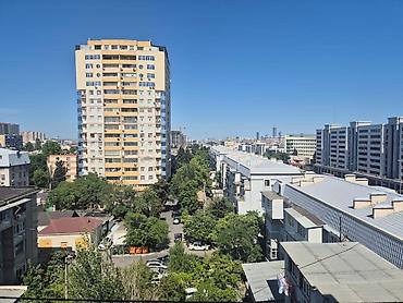 ayna sultanova: Bakı, 8-ci mikrorayon, 3 otaqlı, Köhnə tikili, m. Gənclik, 80 kv. m — 3