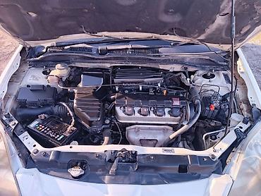 Honda: Honda Civic: 2001 г., 1.5 л, Вариатор, Бензин, Хэтчбэк — 4