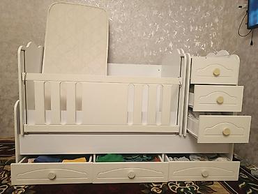 mdf taxta: Uşaq beşiyi-komodlu transformator - Rəng: krem/ivory ağ - Material — 2