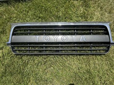 железные решотки: Решетка радиатора на Toyota Land Cruiser 80