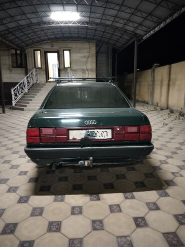 жалабад машина: Audi 100: 1989 г., 2.3 л, Механика, Бензин, Седан