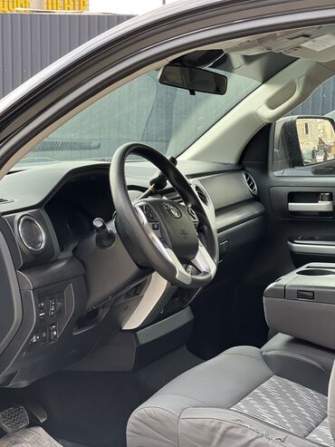 Toyota: Toyota Тундра: 2018 г., 5.7 л, Автомат, Бензин, Пикап — 8