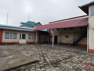 Другая коммерческая недвижимость: В г. Токмок продаётся 2-ур. дом + бизнес(семейная сауна) центр. р-н at lalafo.kg — 4 Другая коммерческая недвижимость: В г. Токмок продаётся 2-ур. дом + бизнес(семейная сауна) центр. р-н — 4