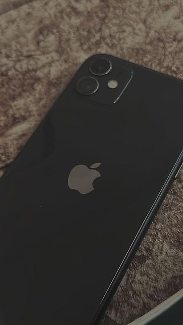 IPhone с двойной камерой, черный цвет - Корпус: стекло и алюминий