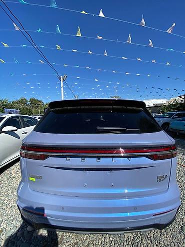 Geely: Geely Monjaro: 2022 г., 1.5 л, Вариатор, Гибрид, Кроссовер — 3
