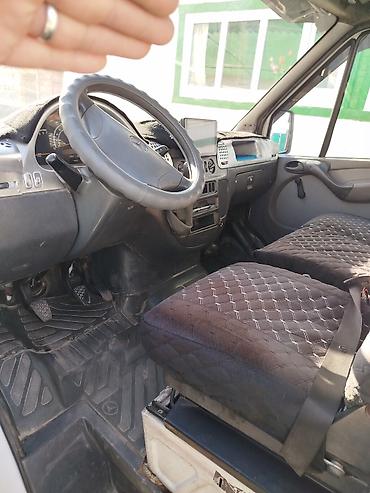 2 8: Mercedes-Benz Спринтер: 2003 г., 2.2 л, Механика, Дизель, Бус — 5