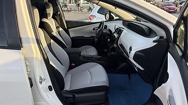 Toyota: Toyota Prius: 2019 г., 1.8 л, Автомат, Гибрид — 7