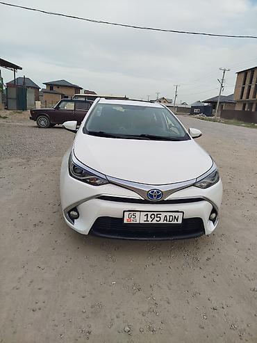 левин тойота: Toyota : 2017 г., Автомат, Гибрид, Седан — 5