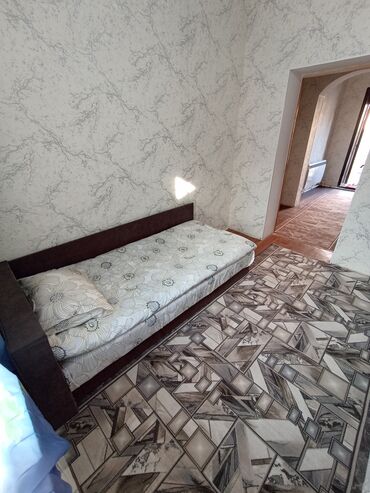 Долгосрочная аренда комнат: 100 м² — 12