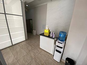 Продажа офисов: Продажа офисов 218 м², С ремонтом, С мебелью, Многоэтажное здание, 3 этаж — 13