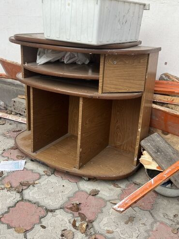 навесной шкаф в ванную: Тумба и подставка для телевизора, Напольная, ЛДСП, цвет - Коричневый