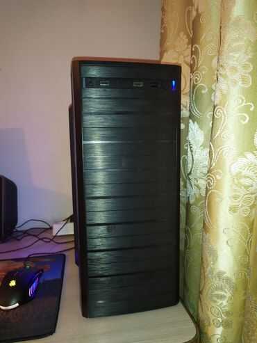 геймерский компьютер: Компьютер, ядер - 4, ОЗУ 8 ГБ, AMD FX, HDD + SSD