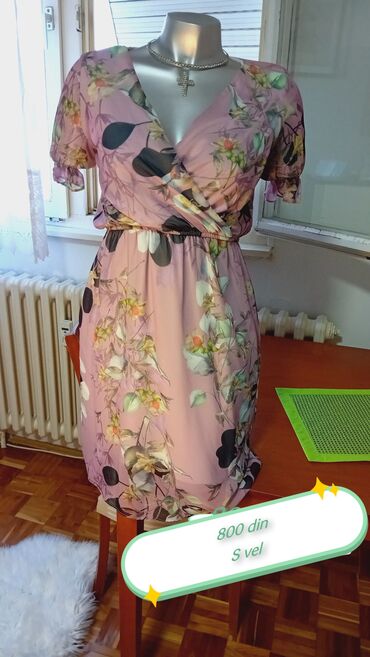 Haljine: Sve po 750 haljine Novee — 13