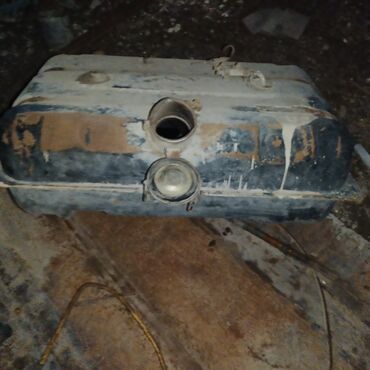 Yanacaq çənləri: Avtomobil üçün yanacaq çəni — 1