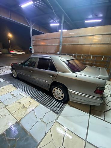 124 mers: Mercedes-Benz W124: 1990 г., Бензин, Седан — 2