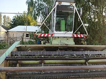 vip avto: Claas E 303 biçin kombaynı - Özgedəyişən ön biçin qurğusu: barabanlı — 7