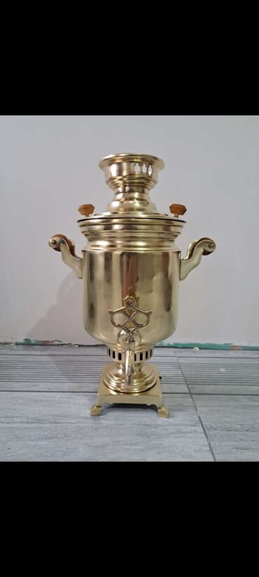 Samovarlar: İşlənmiş Od Samovar, 3 l, Ünvandan götürmə