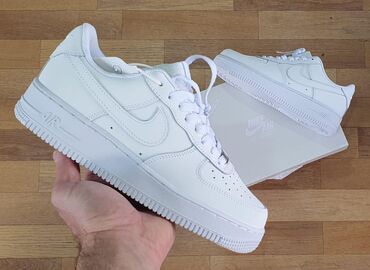 obuca za plivanje: Nike Air Force 1 Bele boje. Premium A klasa sa svim kodovima i