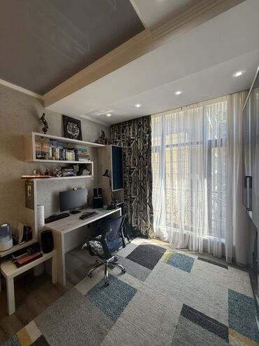фучик жибек жолу: 4 комнаты, 130 м², Элитка, 5 этаж, Евроремонт