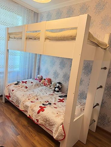 Мебель: Uşaq otağı üçün iki mərtəbəli çarpayı 1.90 hundurluy eni 1 uzunlug — 1