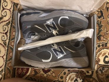 шуба из соболя стоимость: Эркектердин кроссовкасы, 41, New Balance, Жаңы, түсү - Боз