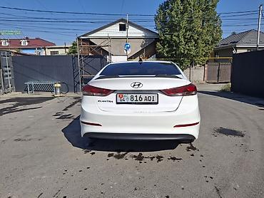 from usa: Hyundai Elantra: 2018 г., 1.6 л, Автомат, Седан — 5