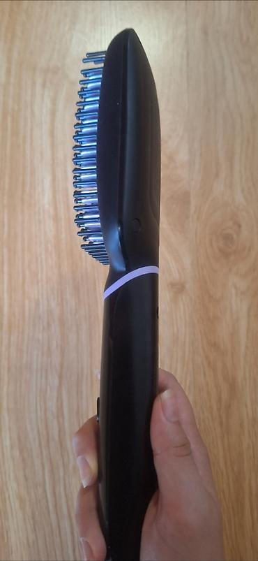 pegla za bradu dm: Prodajem Philips BHH 880 električnu četku za ispravljanje kose — 3