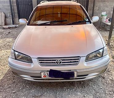 грация: Toyota Camry: 1997 г., 2.2 л, Бензин — 1