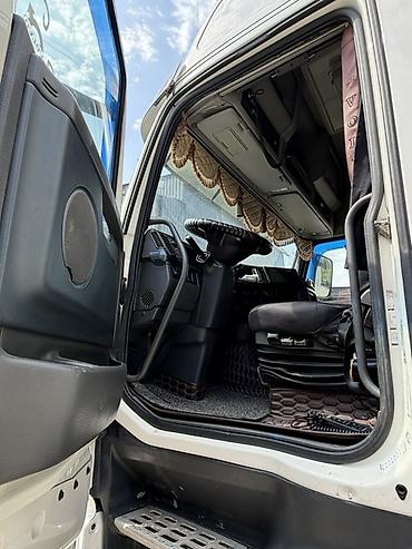 Volvo: Тягач, Volvo, 2012 г., Без прицепа — 9
