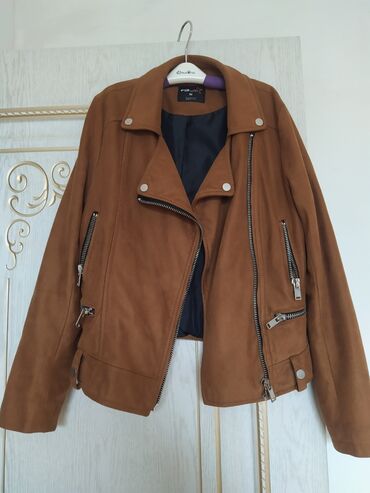 Куртки: Женская куртка M (EU 38), цвет - Коричневый