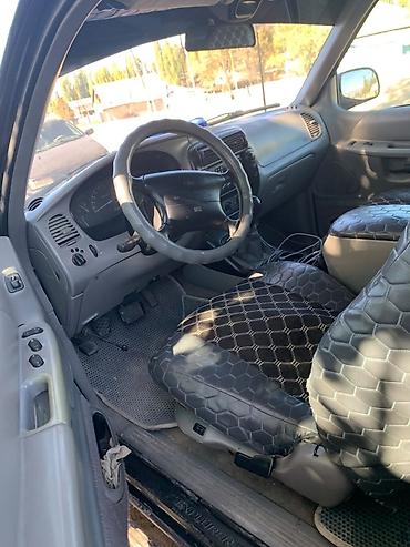 форестер 1997: Ford Explorer: 1997 г., 4 л, Механика, Бензин, Внедорожник — 4