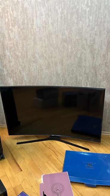 Pultlar: Televizor Samsung 43" 4K (3840x2160), Ünvandan götürmə