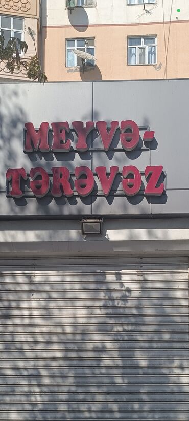 meyvə tərəvəz vitrini: Meyve tərəvəz 2si birlikdə 200azn son qiymətidir