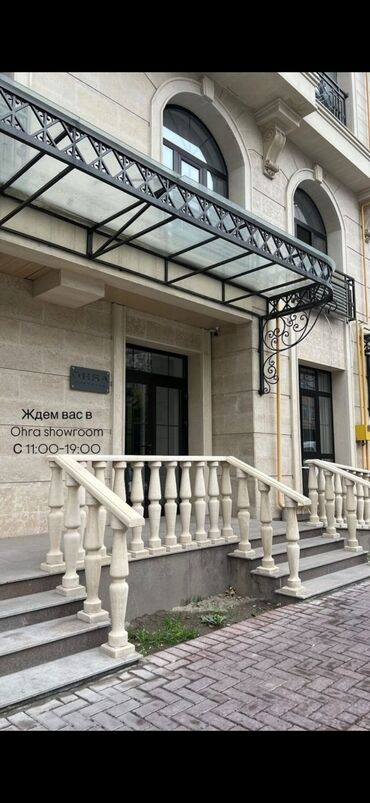 Долгосрочная аренда квартир: Чуйкова/Орозбекова Сдается офис Площадь: 240м2 Этаж: 1 1 линия С