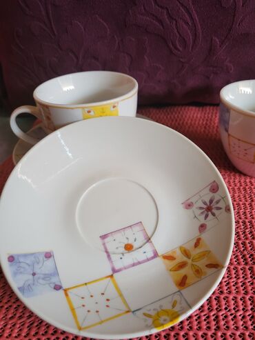 Kuhinjski setovi: Solje nove porcelanske za dvoje. Komada. 2. Tacne. 13,5cm. Solje na lalafo.rs — 11 Kuhinjski setovi: Solje nove porcelanske za dvoje. Komada. 2. Tacne. 13,5cm. Solje — 11