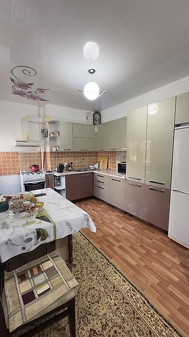Продажа квартир: 2 комнаты, 67 м², 3 этаж — 14