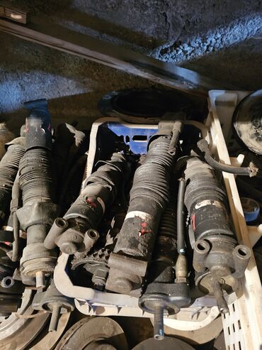 Другие автозапчасти: Mercedes-benz карданы гранаты суппорта эластичные муфты редукторы w124 at lalafo.kg — 8 Другие автозапчасти: Mercedes-benz карданы гранаты суппорта эластичные муфты редукторы w124 — 8