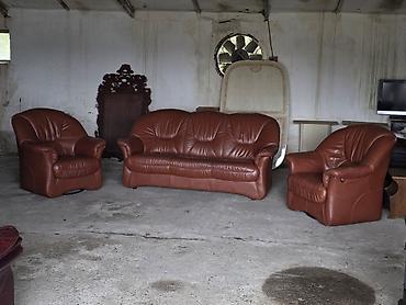 Stilske garniture: Kožna garnitura za sedenje – 1 - Komplet obuhvata: trosed i dve — 1