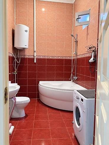 bakida satilir: 🏨 ALINA CENTRAL HOSTEL – NİZAMİ KÜÇƏSİ 📍 Bakının mərkəzində, Nizami — 8