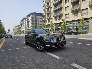 Volkswagen: Volkswagen Passat: 1.4 l | 2021 il Sedan