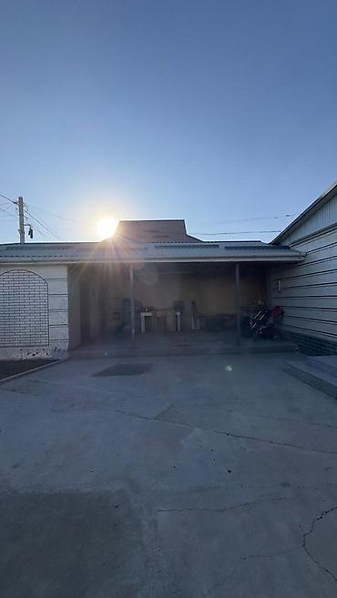 Продажа коттеджей и домов: 🔥🔥 СРОЧНО ПРОДАЮ!!! 🔥🔥 Новый уютный дом в Ж/м Ак-Ордо Локация: рядом с — 3