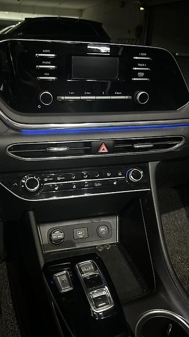 кожаная: Hyundai Sonata: 2022 г., 2 л, Автомат, Газ, Седан — 5